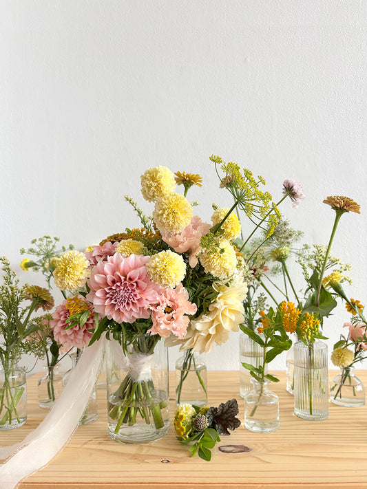 Buds & Blooms
